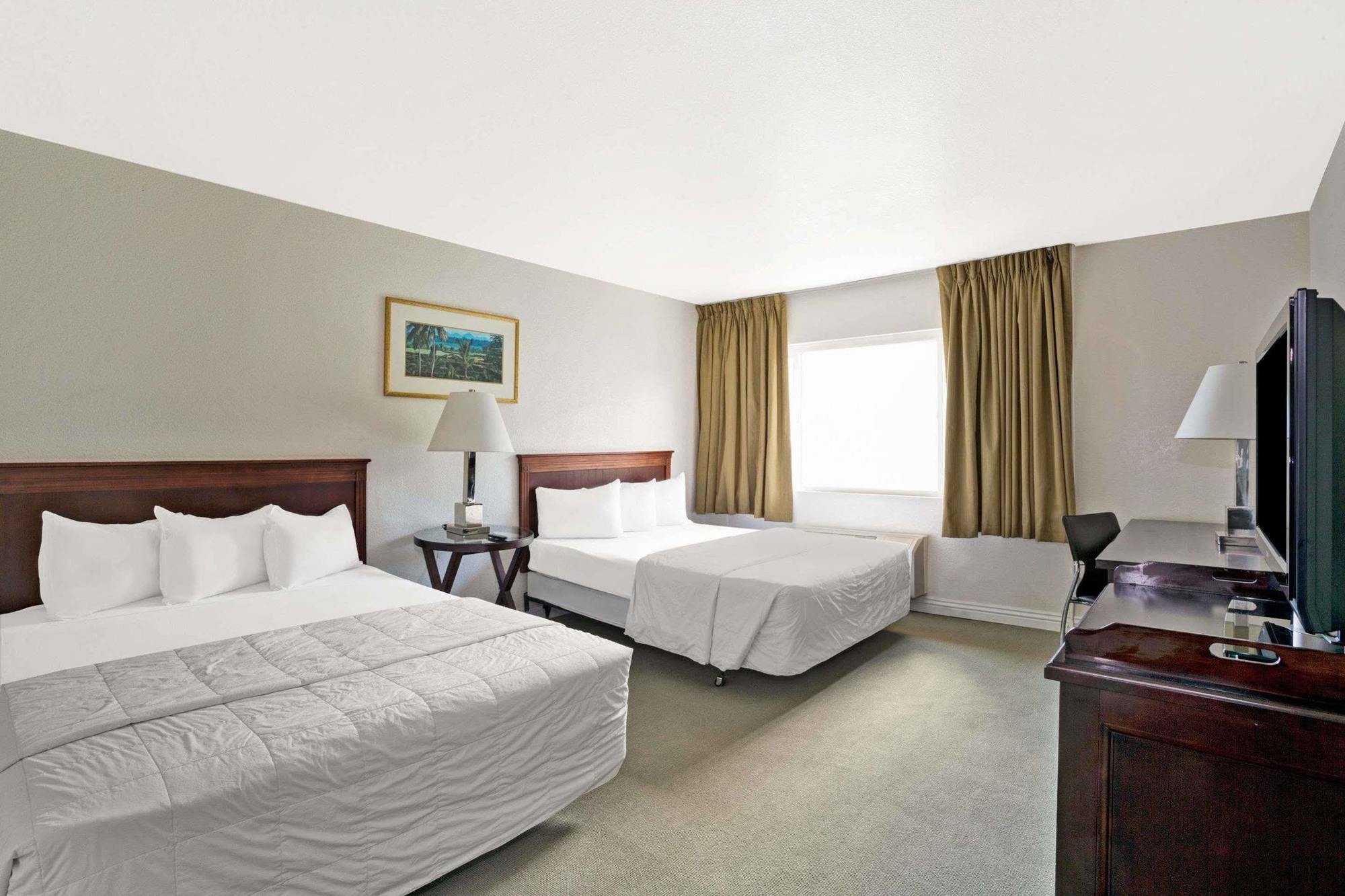 Super 8 By Wyndham Las Vegas North Strip/Fremont St. Area Bagian luar foto